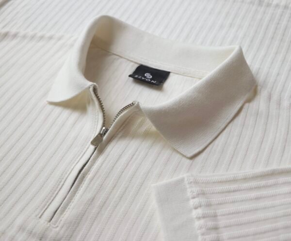 Off white Solid Zipper